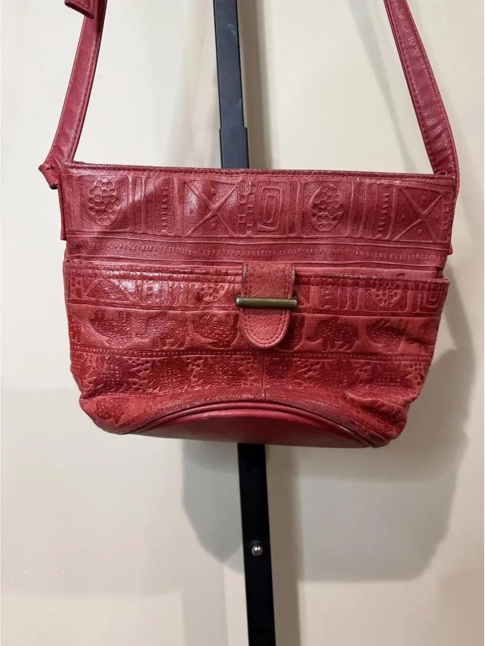 Red Embossed Leather Women's Shoulder Bag Vintage 90s